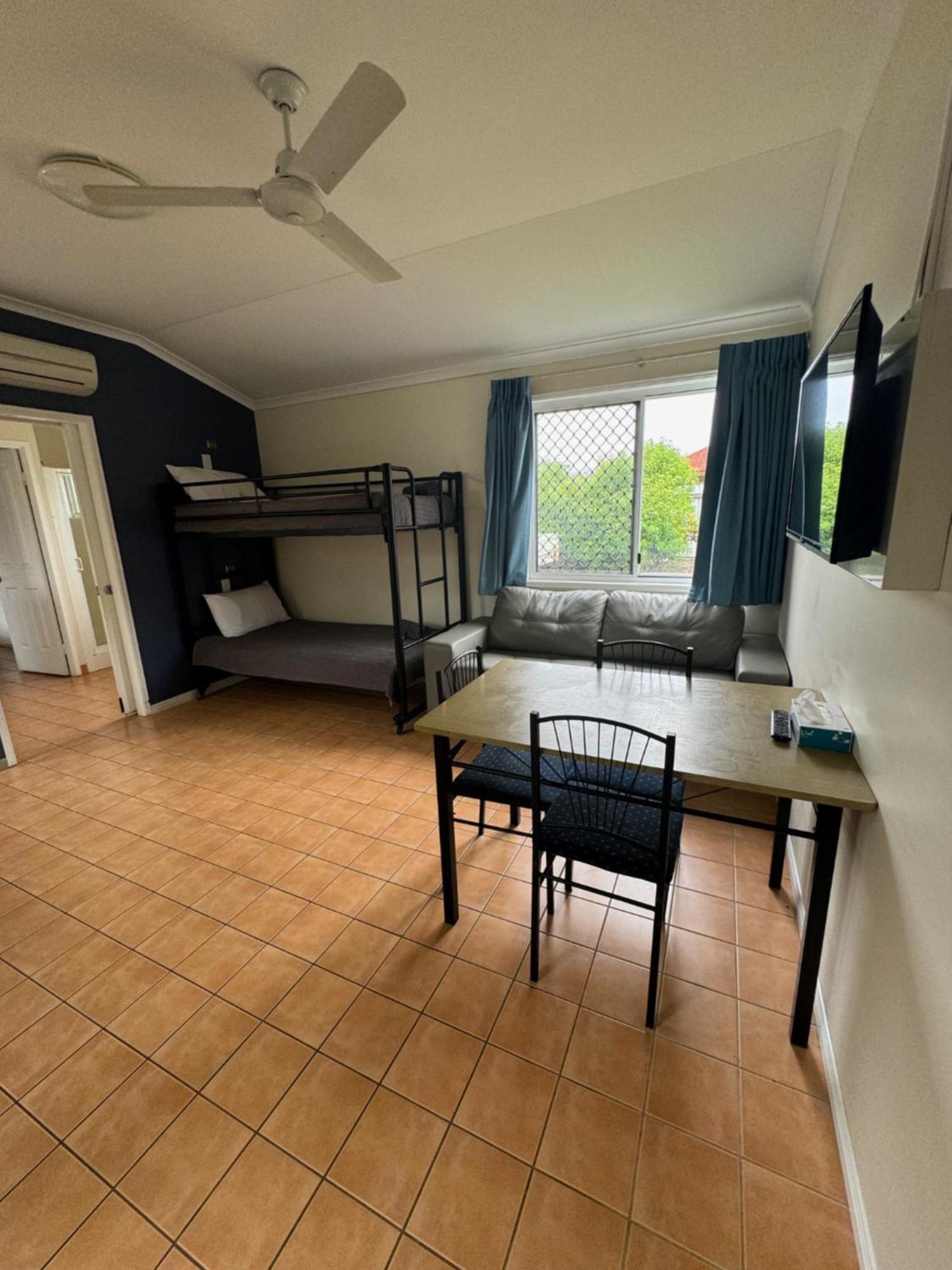 Mareeba Motor Inn Exteriör bild