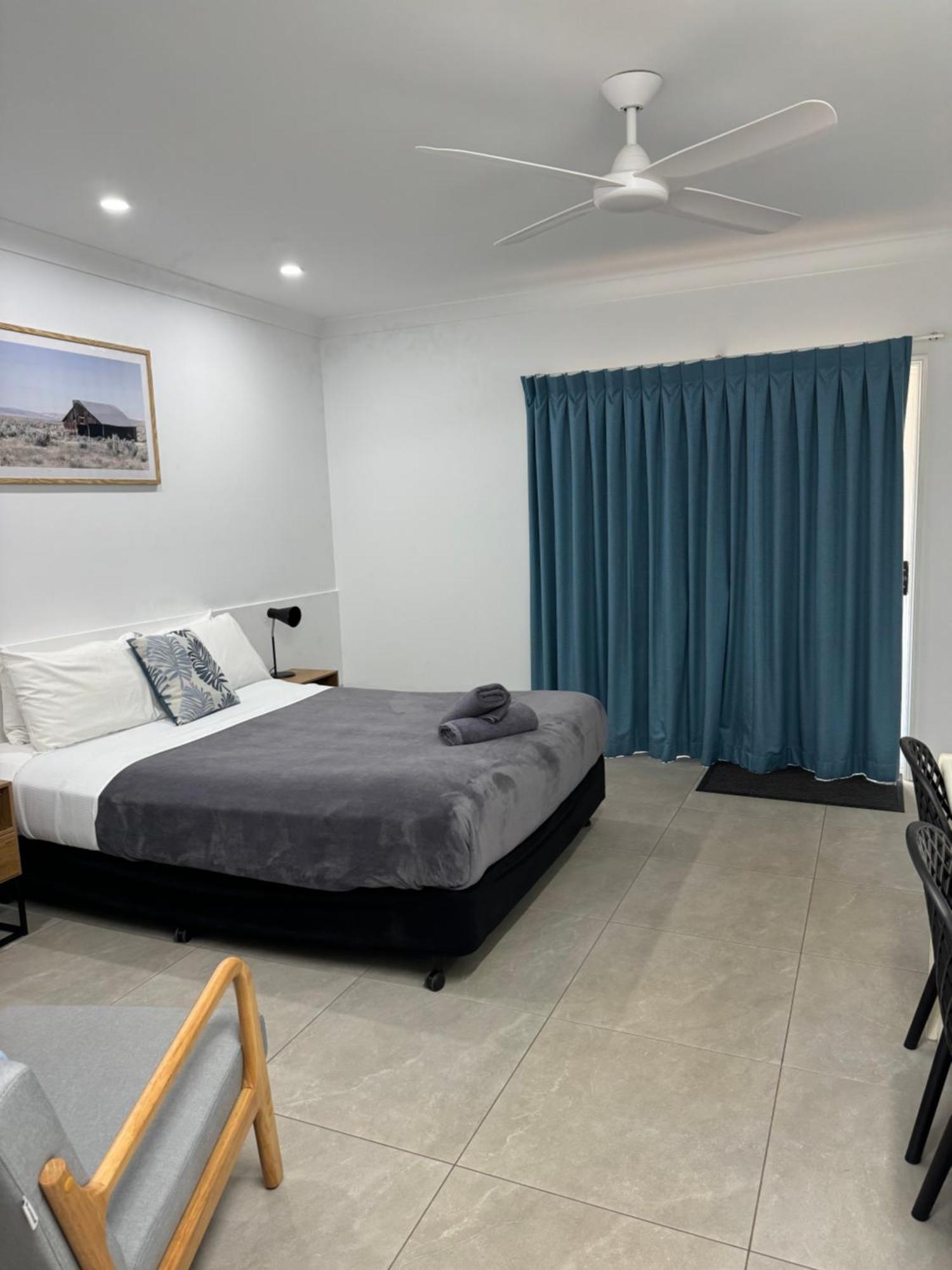 Mareeba Motor Inn Exteriör bild